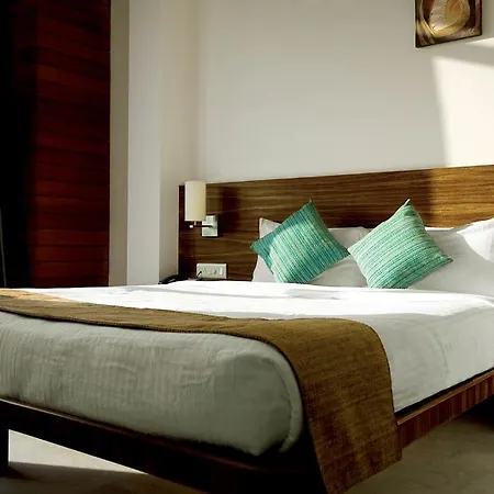 Hotel Jewel Of Chembur Mumbai Room photo